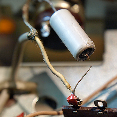 S-567c_CapBreakWire
