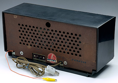 UM-385A