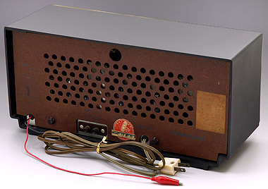 UM-385A