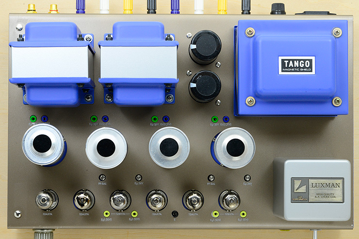 上から見た本機